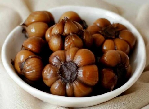 تصویر 1 از خرید و قیمت سیر ترشی سیاه + فروش صادراتی